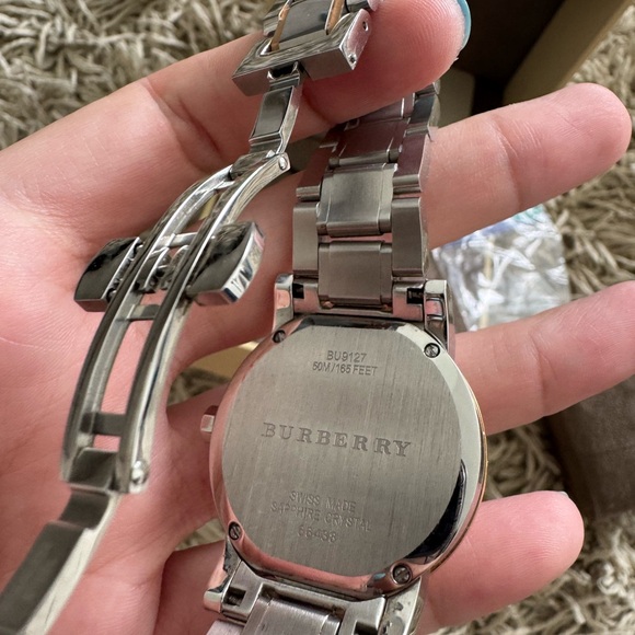Burberry watch - Picture 2 of 7